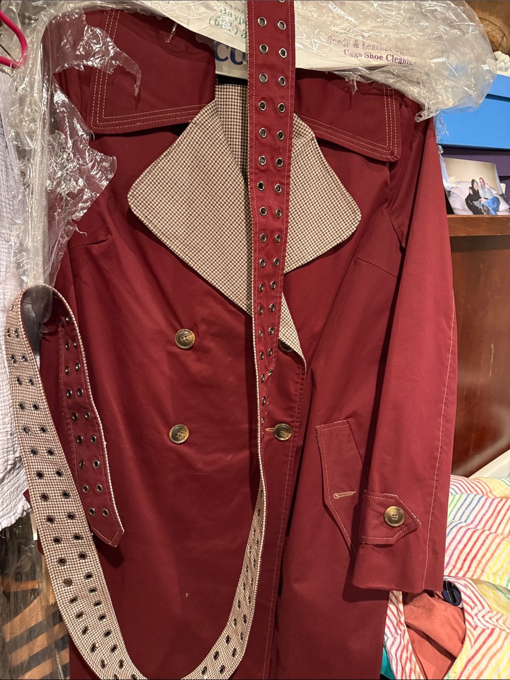 Badgley Mischka Double-Breasted Burgundy Trench Coat with Patterned Contrast